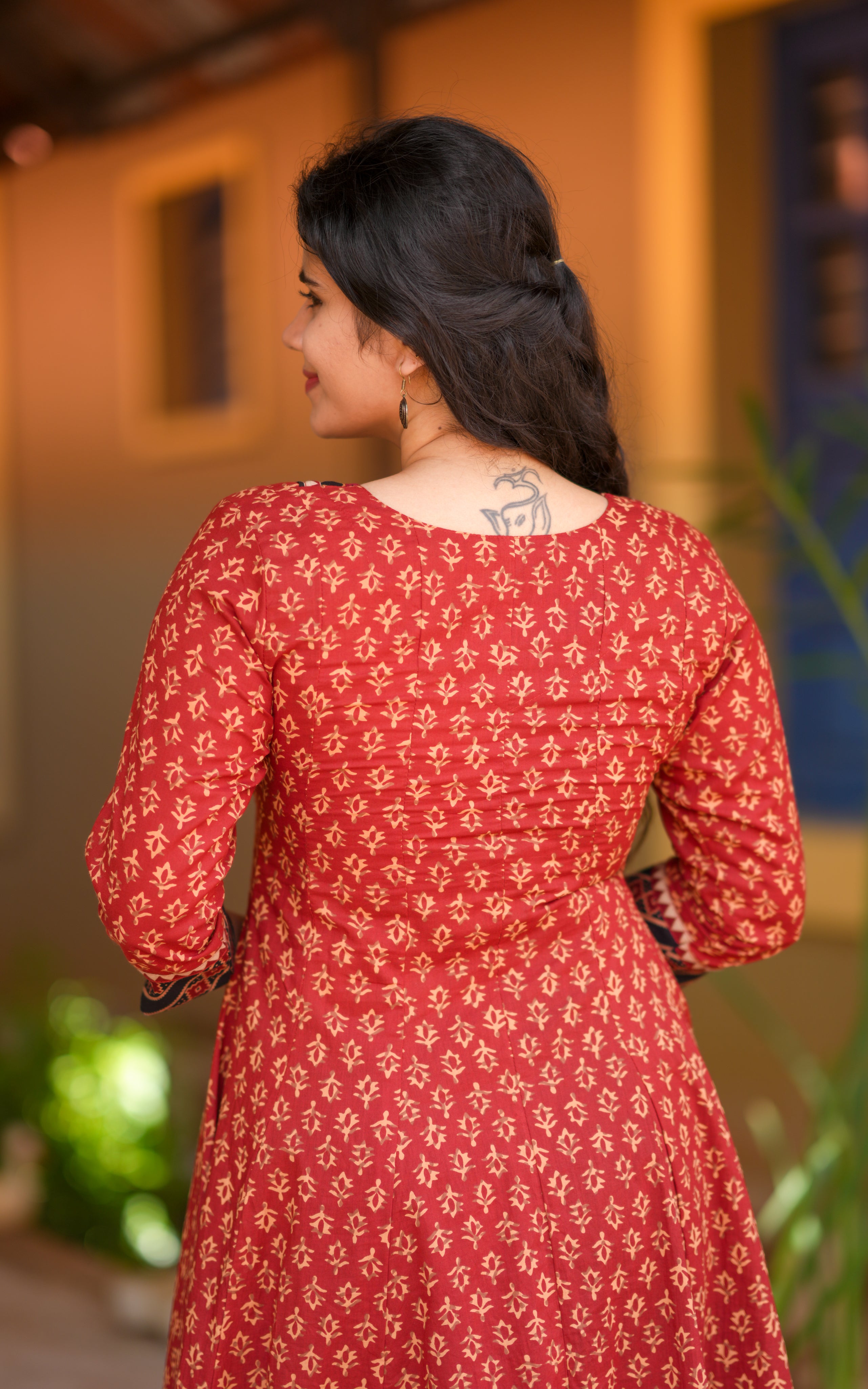 Meghana Brick Red