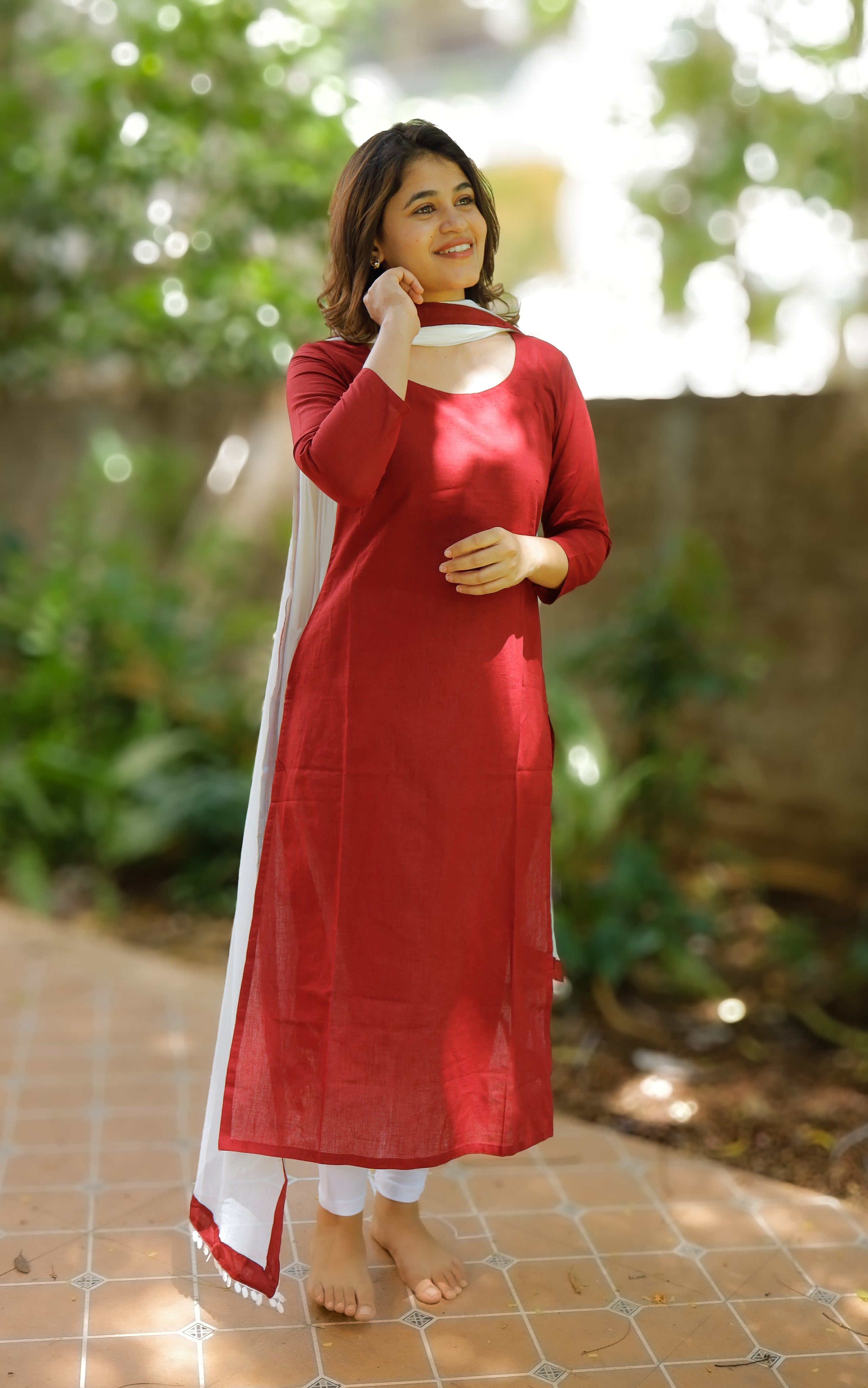 Raja Rani Maroon (Kurti+Dupatta)