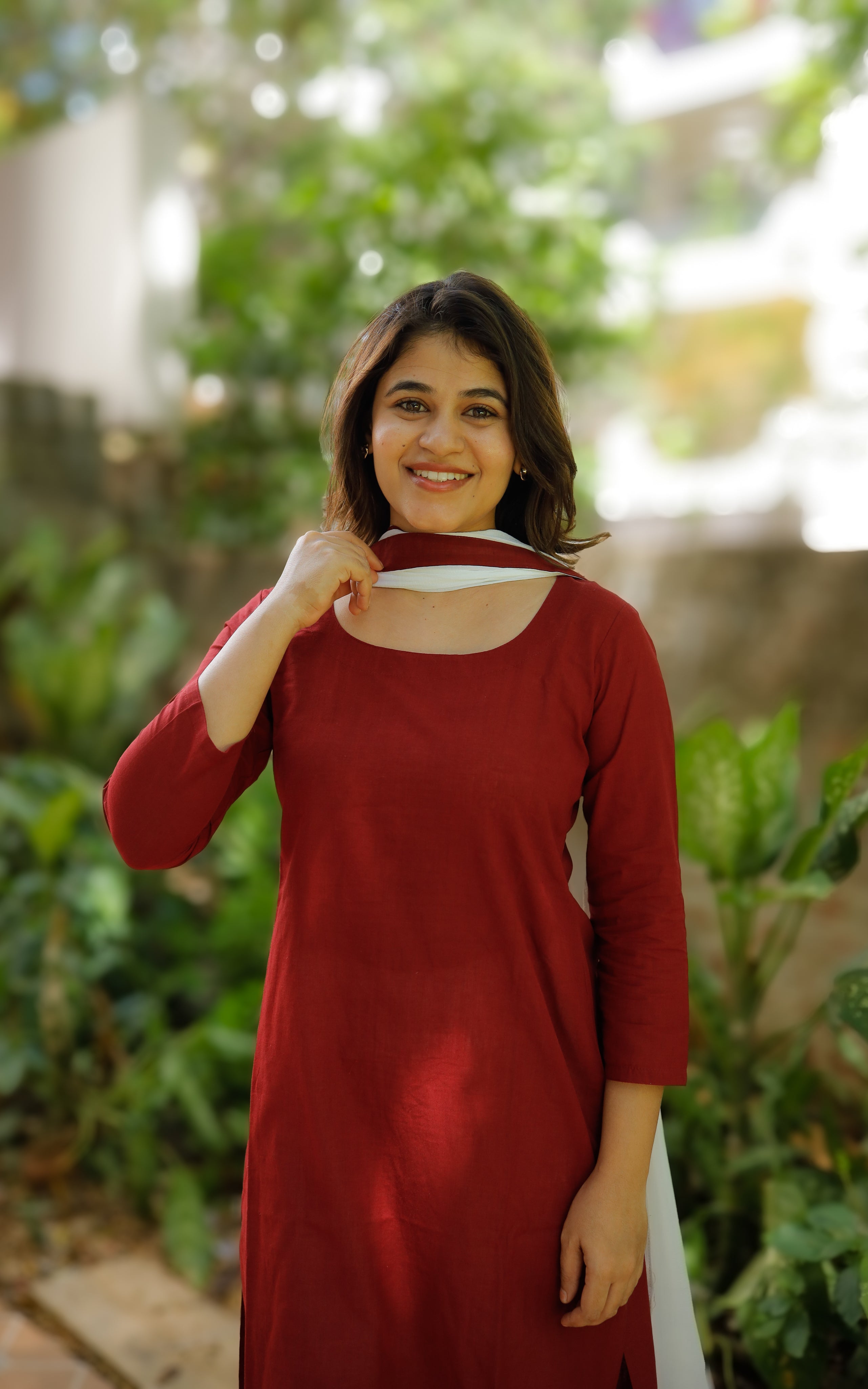 Raja Rani Maroon (Kurti+Dupatta)