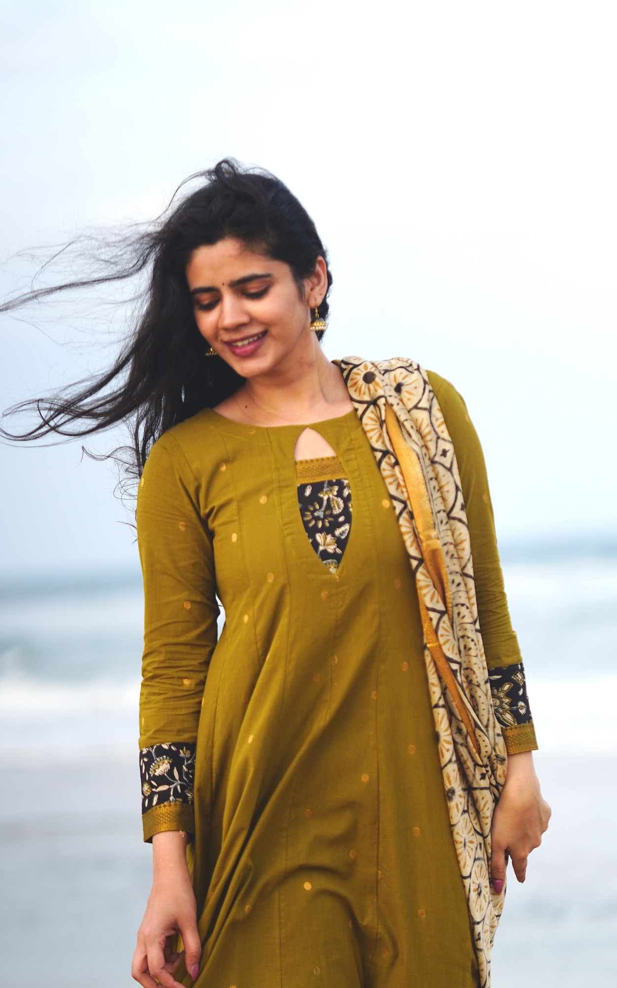 Aazhimathi (Kurti+Dupatta)