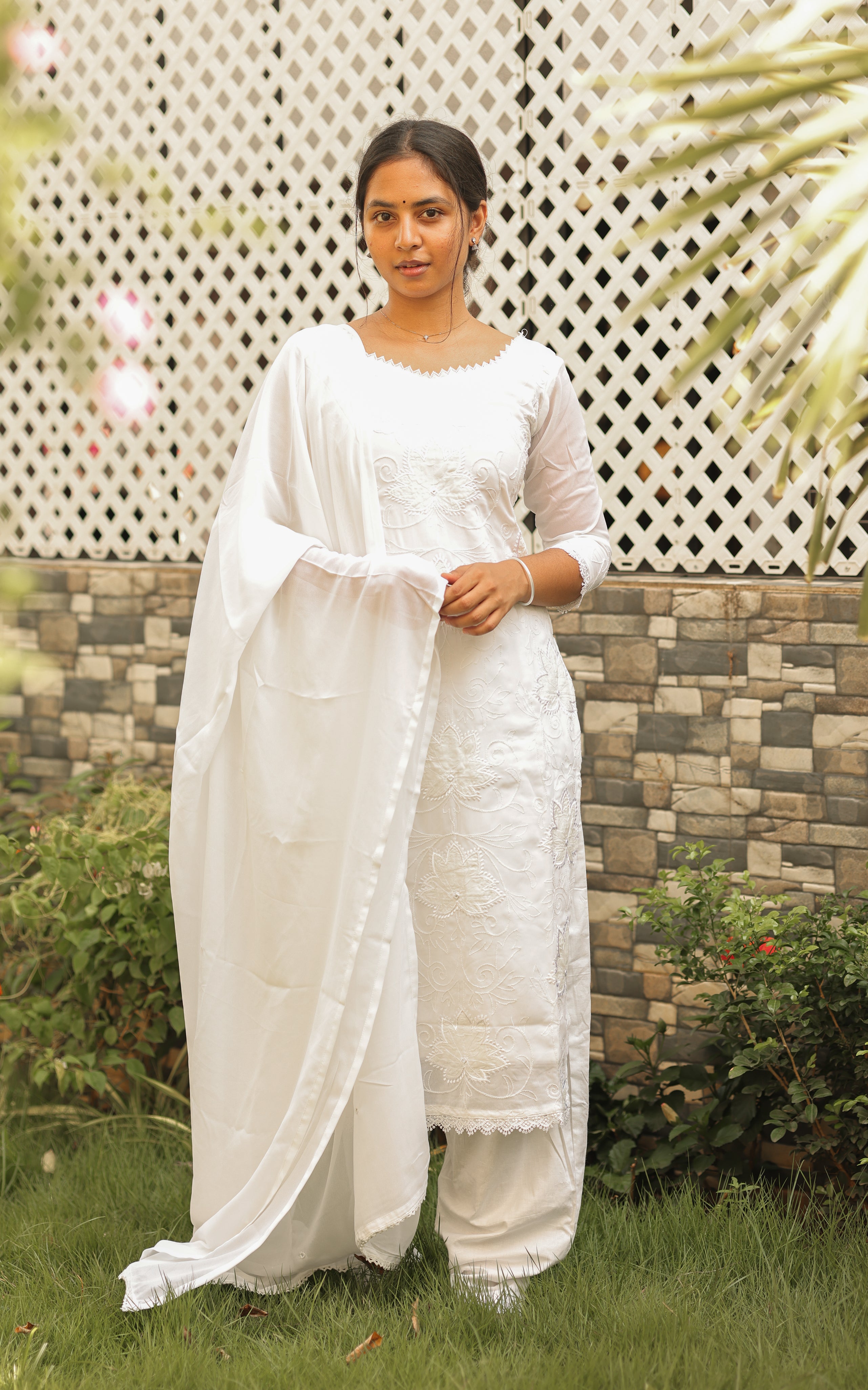 Sillunu Oru Kaadhal 8 (Kurti+Dupatta)