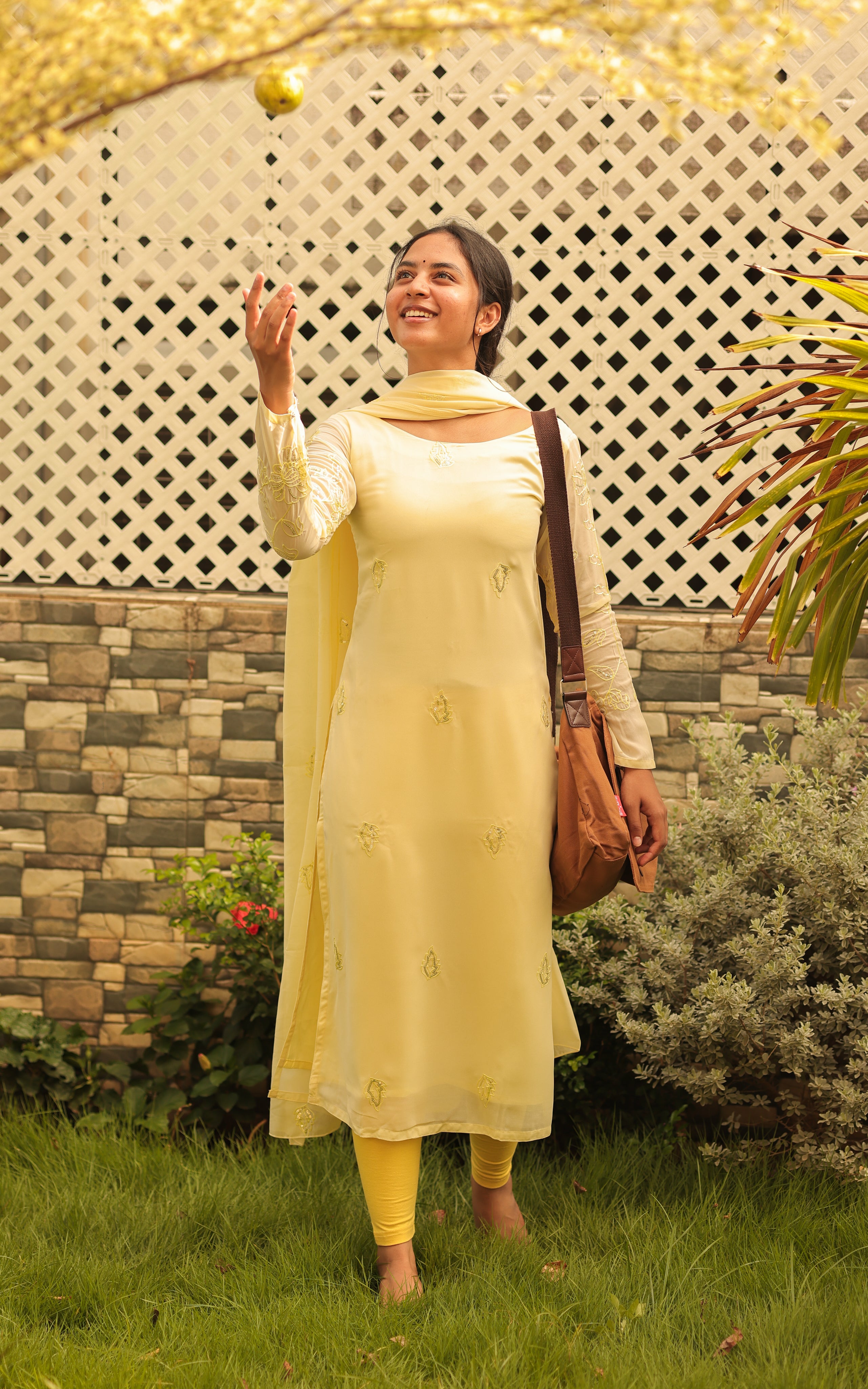Sillunu Oru Kaadhal 3 (Kurti+Dupatta)