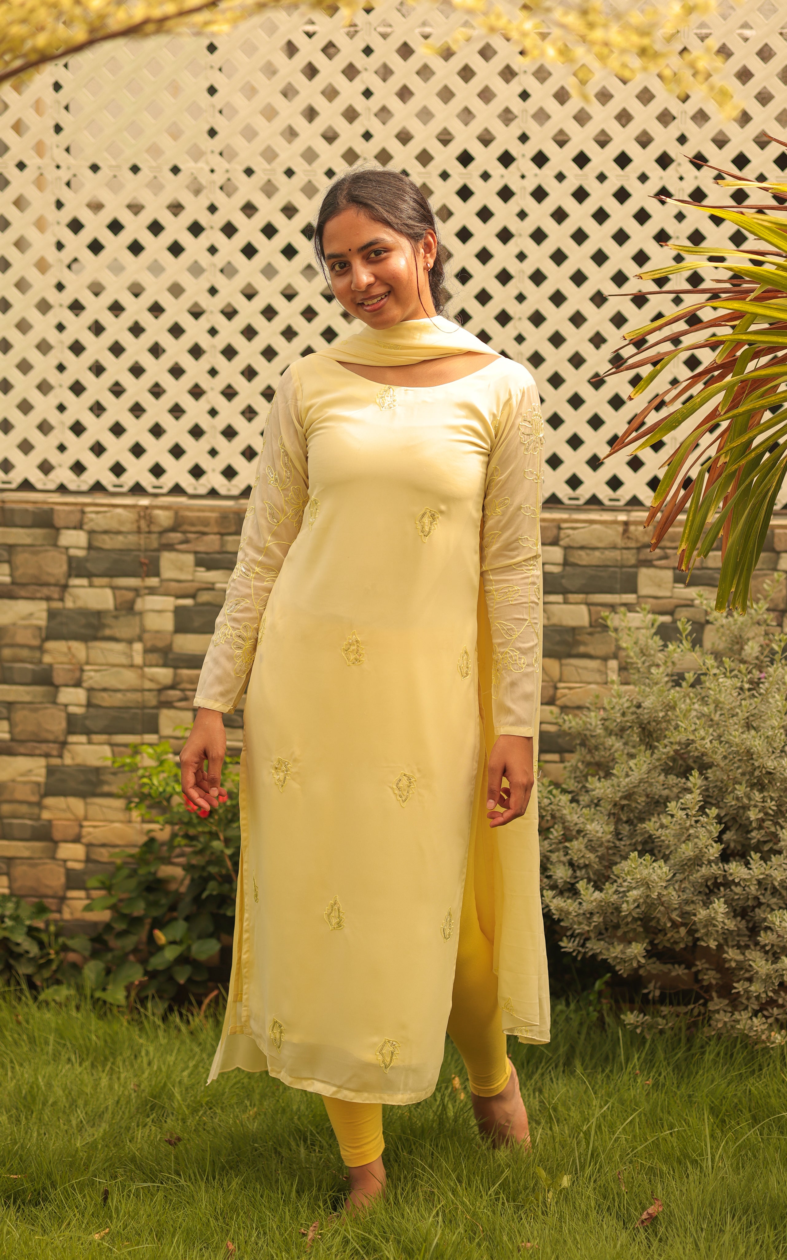 Sillunu Oru Kaadhal 3 (Kurti+Dupatta)