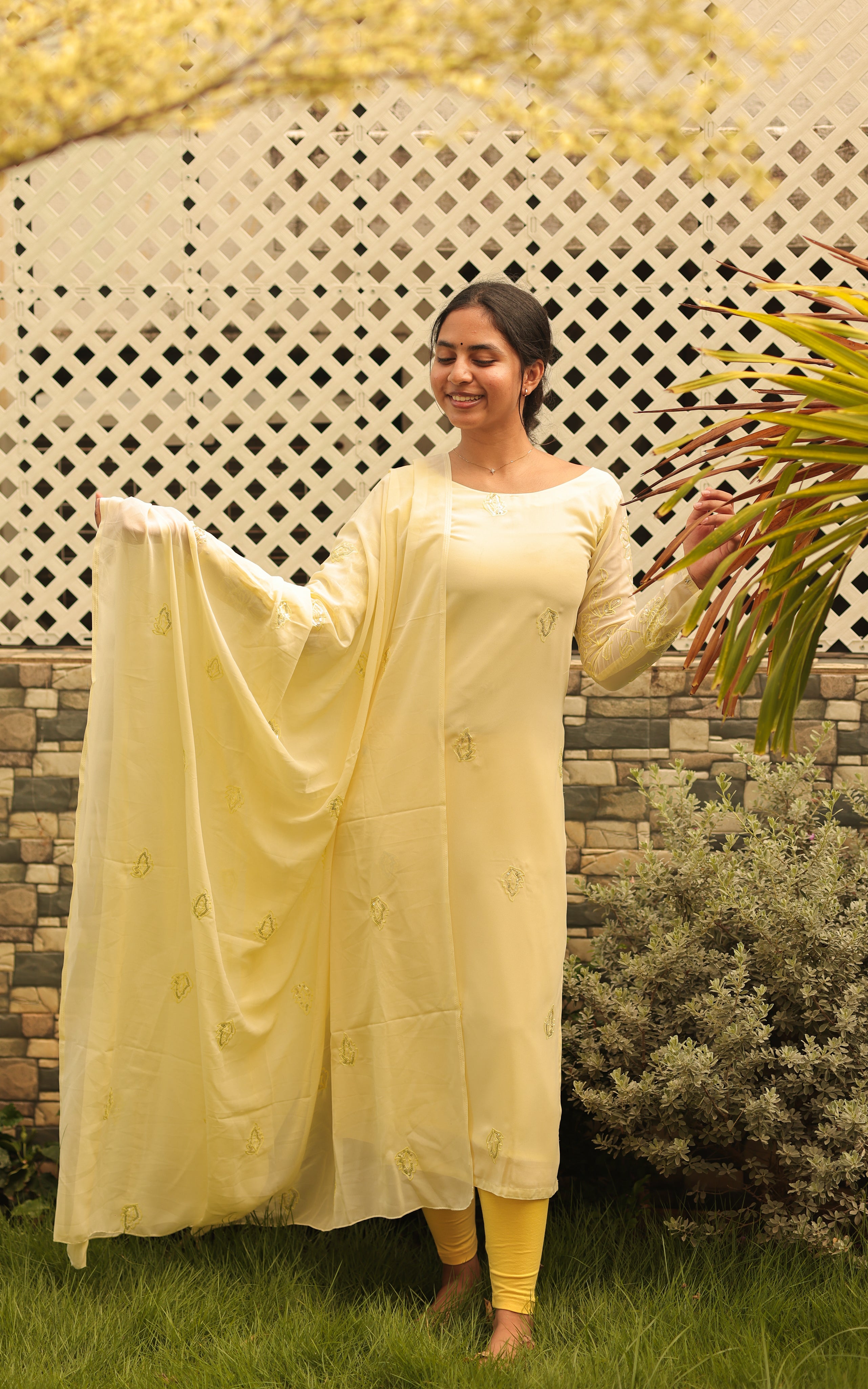 Sillunu Oru Kaadhal 3 (Kurti+Dupatta)