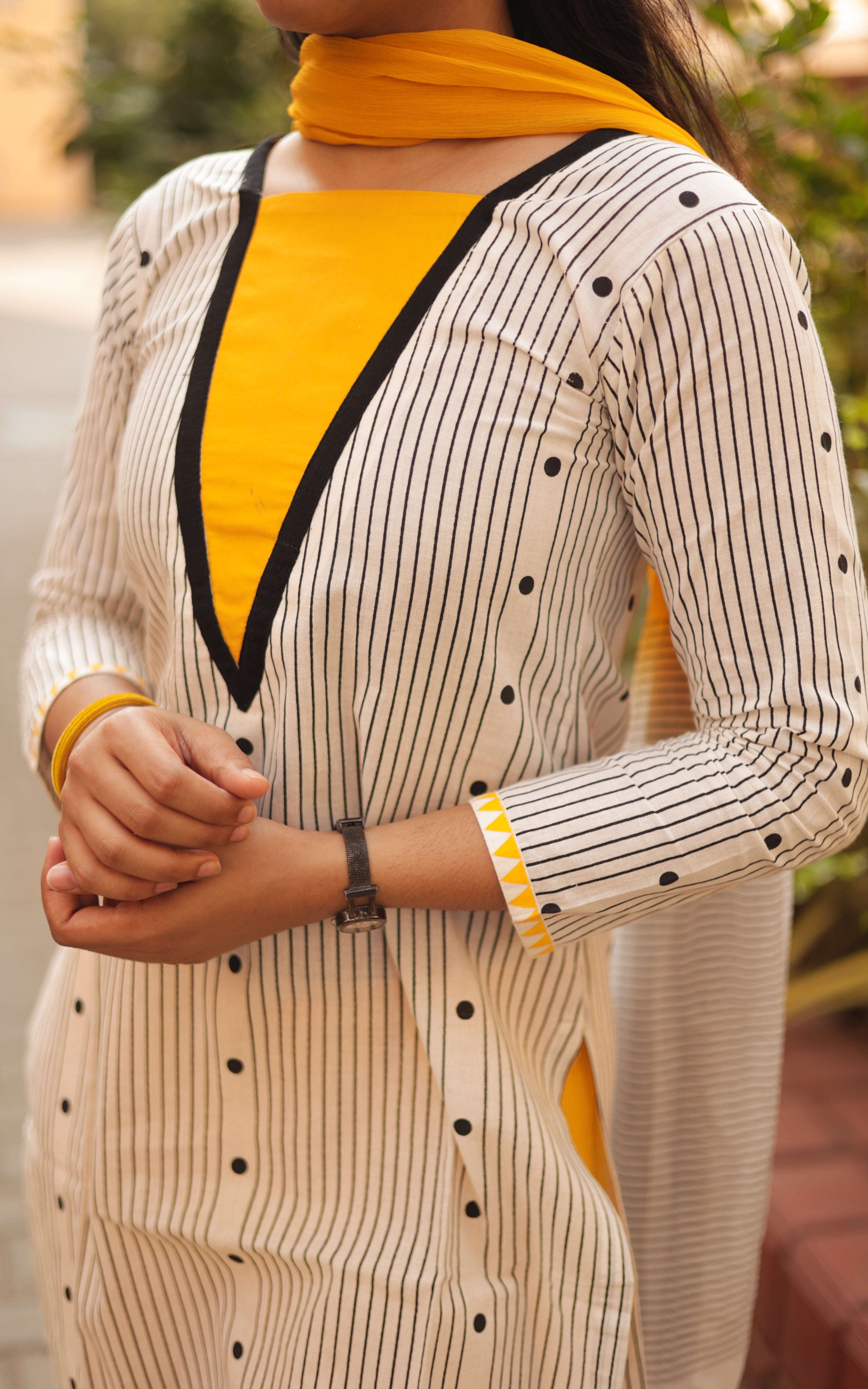 Om Shanti Oshanna 1 (Kurti+Dupatta)