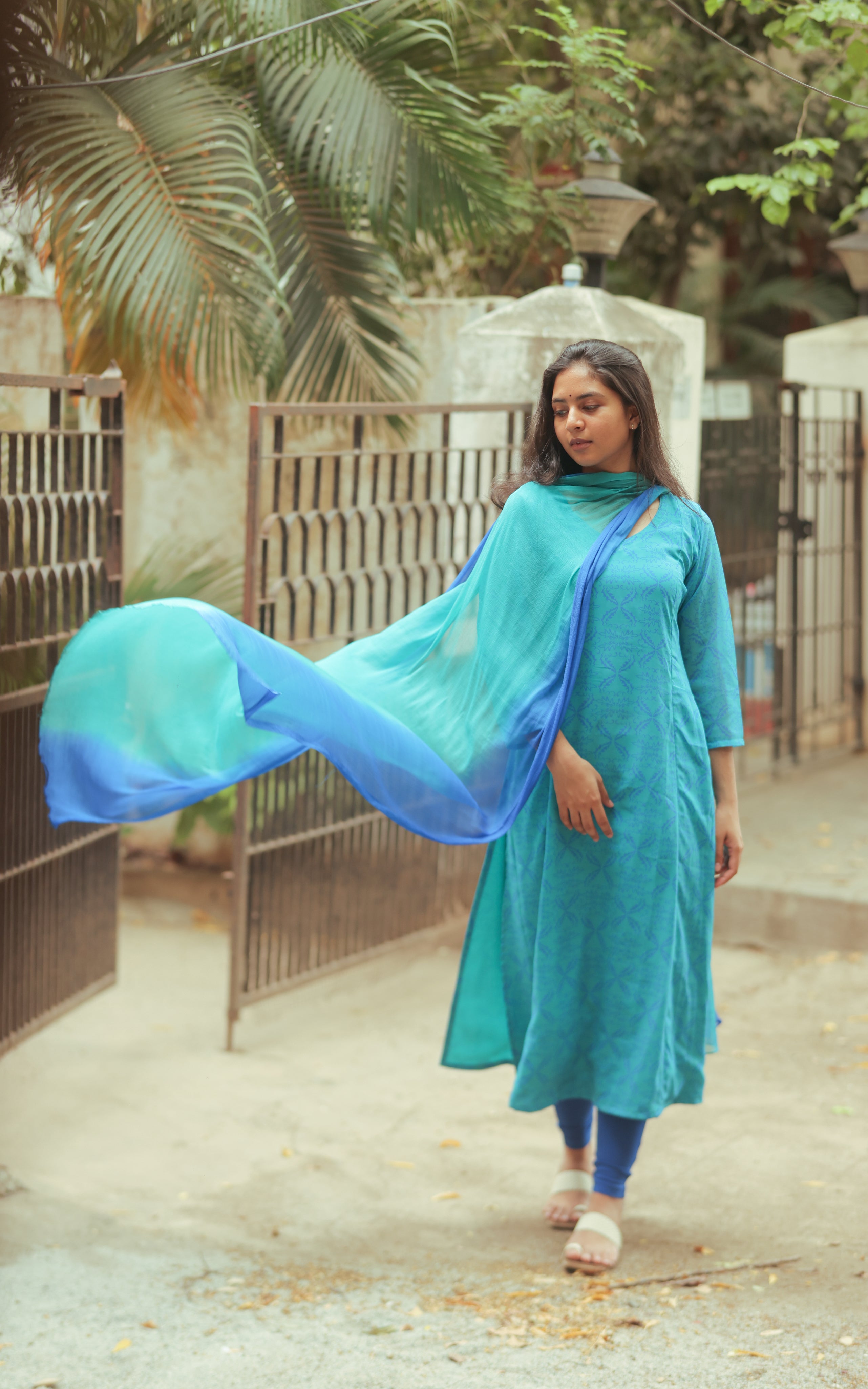 Kandukondain Kandukondain Meenu 6 (Kurti+Dupatta) Delivery Time 30-35 Days