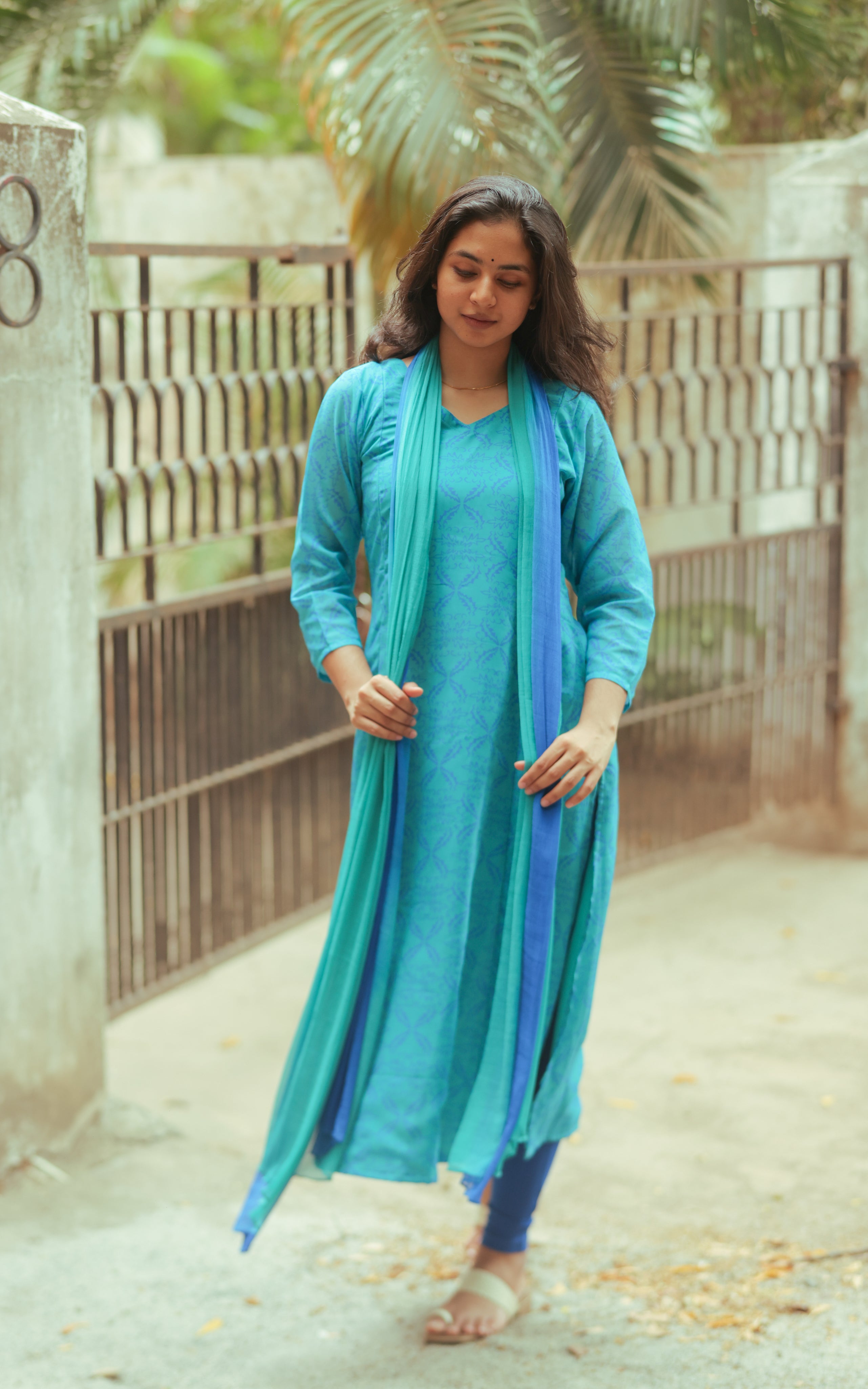 Kandukondain Kandukondain Meenu 6 (Kurti+Dupatta) Delivery Time 30-35 Days