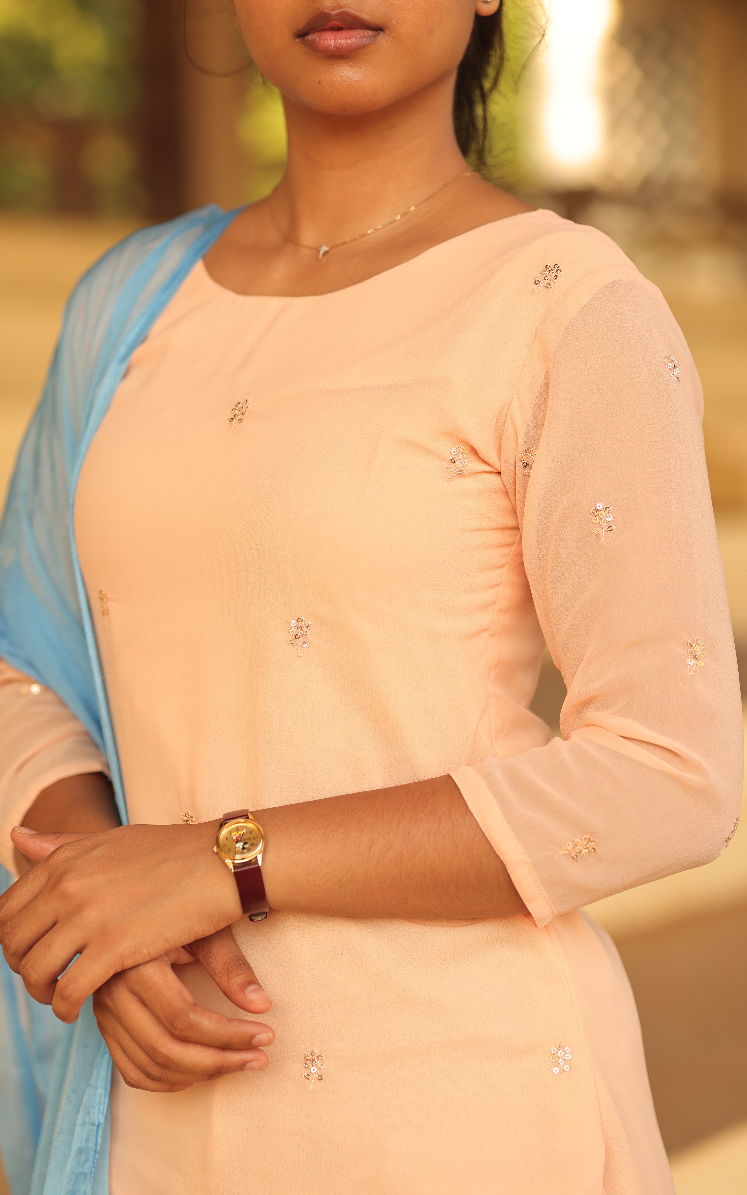 Sillunu Oru Kaadhal 1 (Kurti+Dupatta)