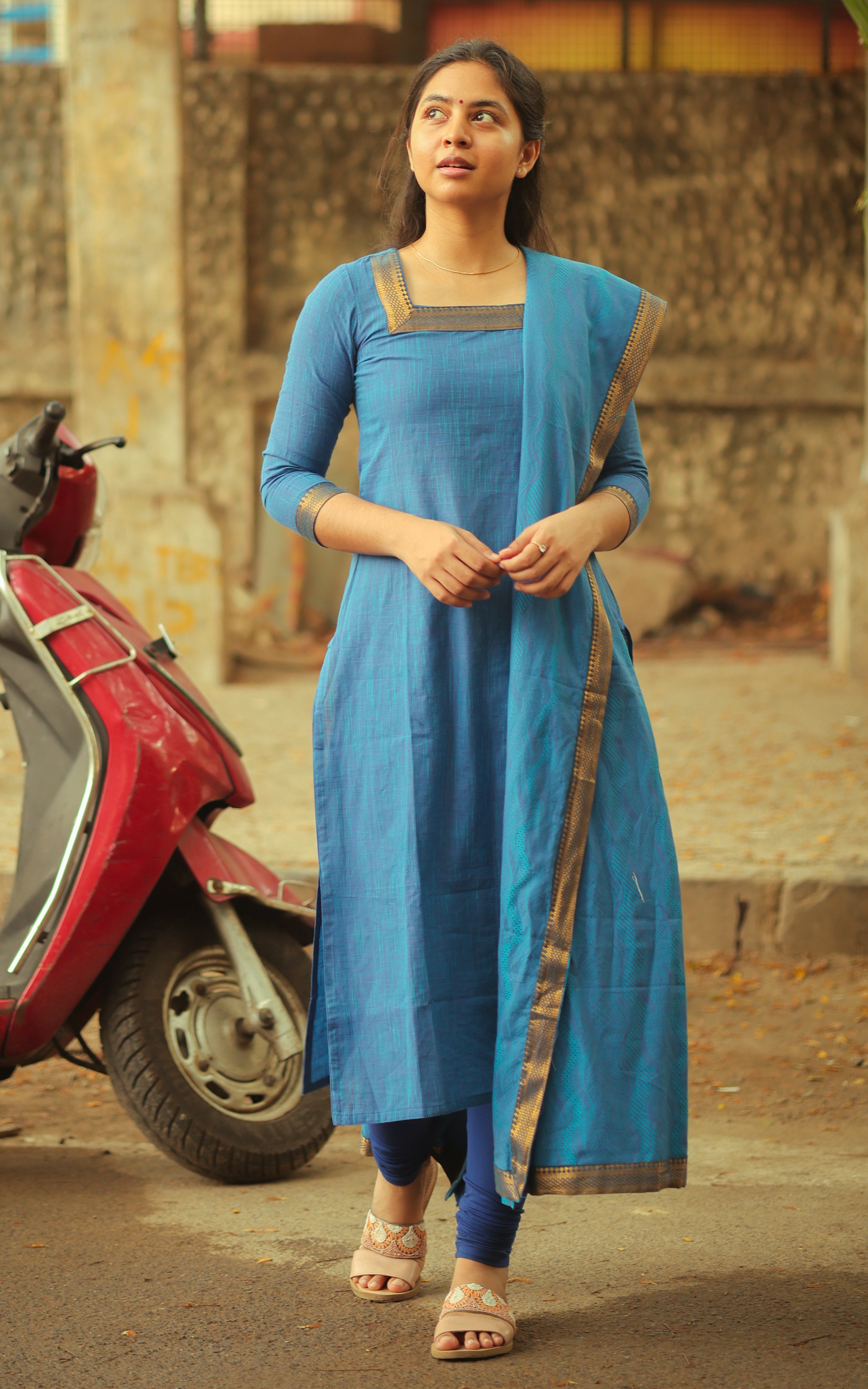 Kalloori Blue (Kurti+Dupatta)