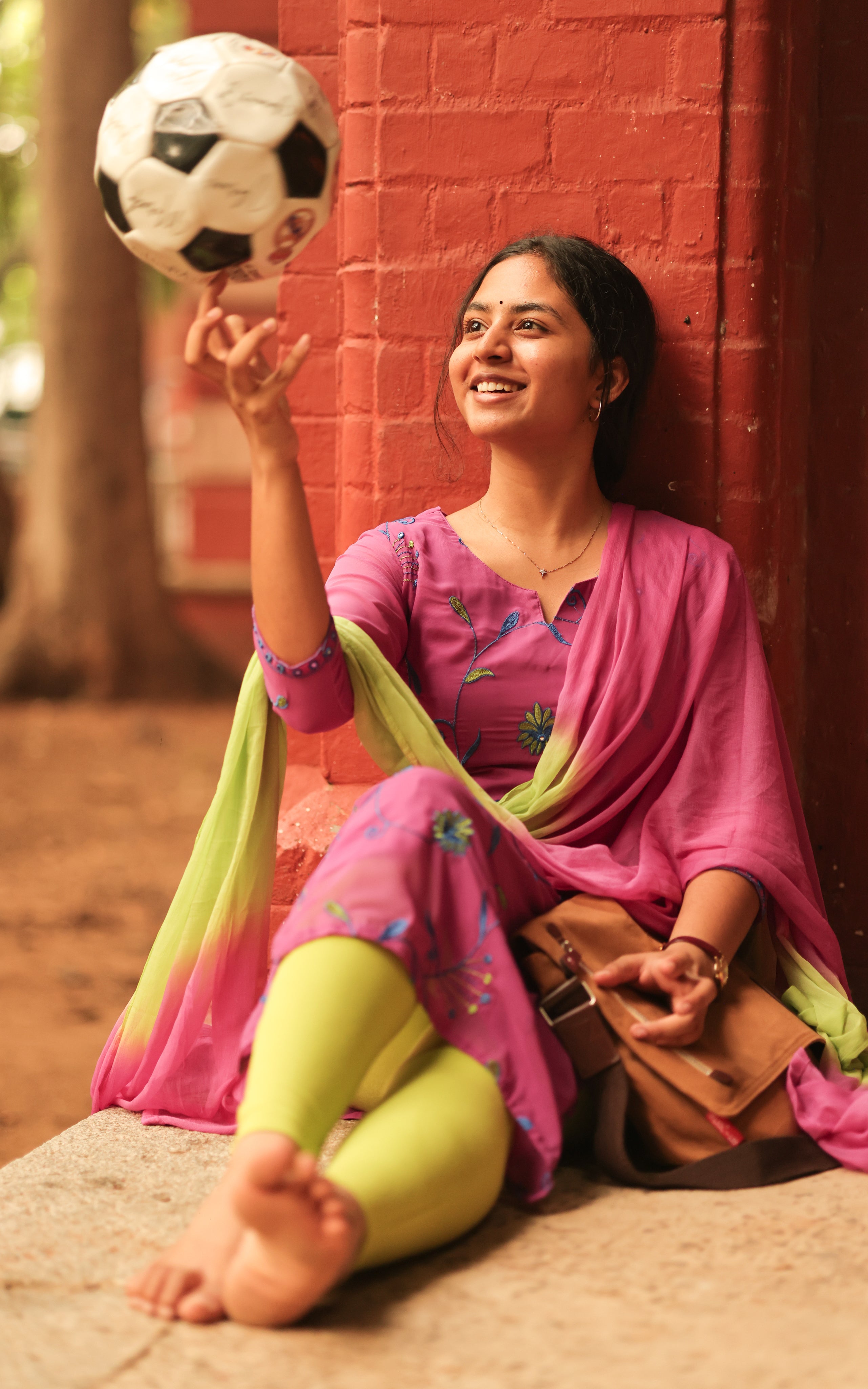 Sillunu Oru Kaadhal 7 (Kurti+Dupatta)