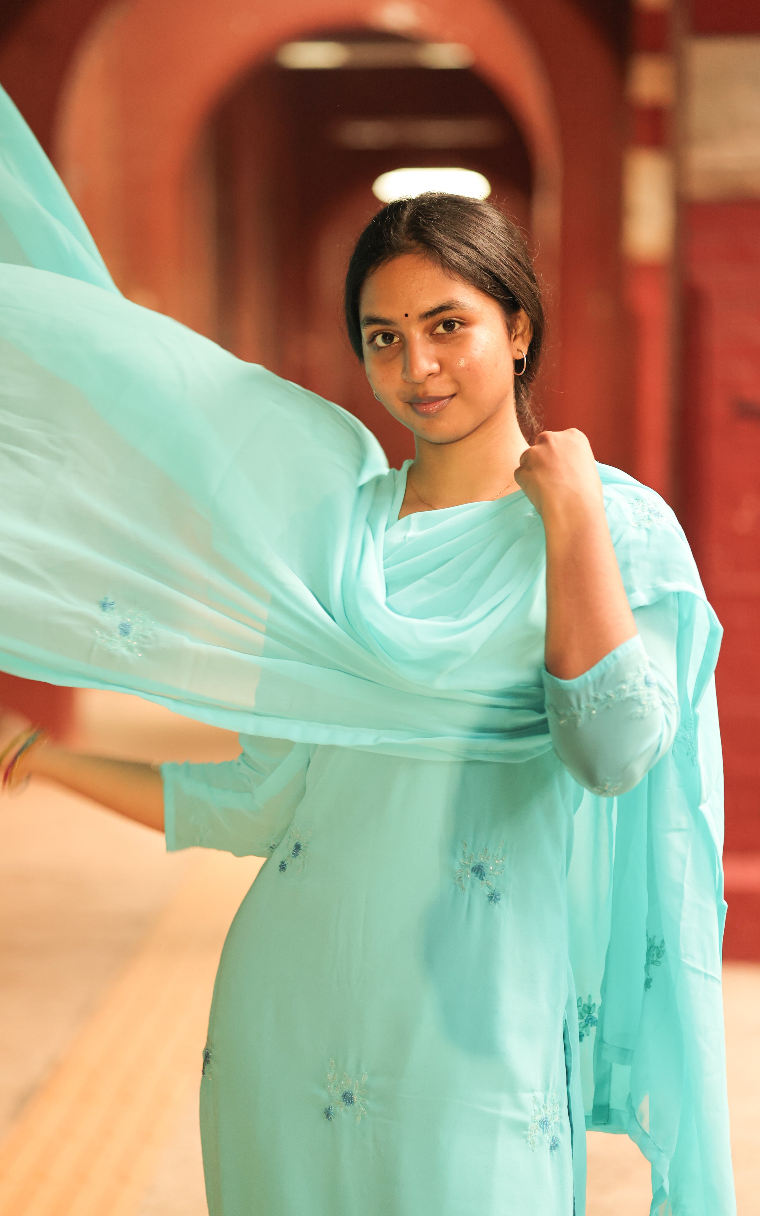 Sillunu Oru Kaadhal 5 (Kurti+Dupatta)