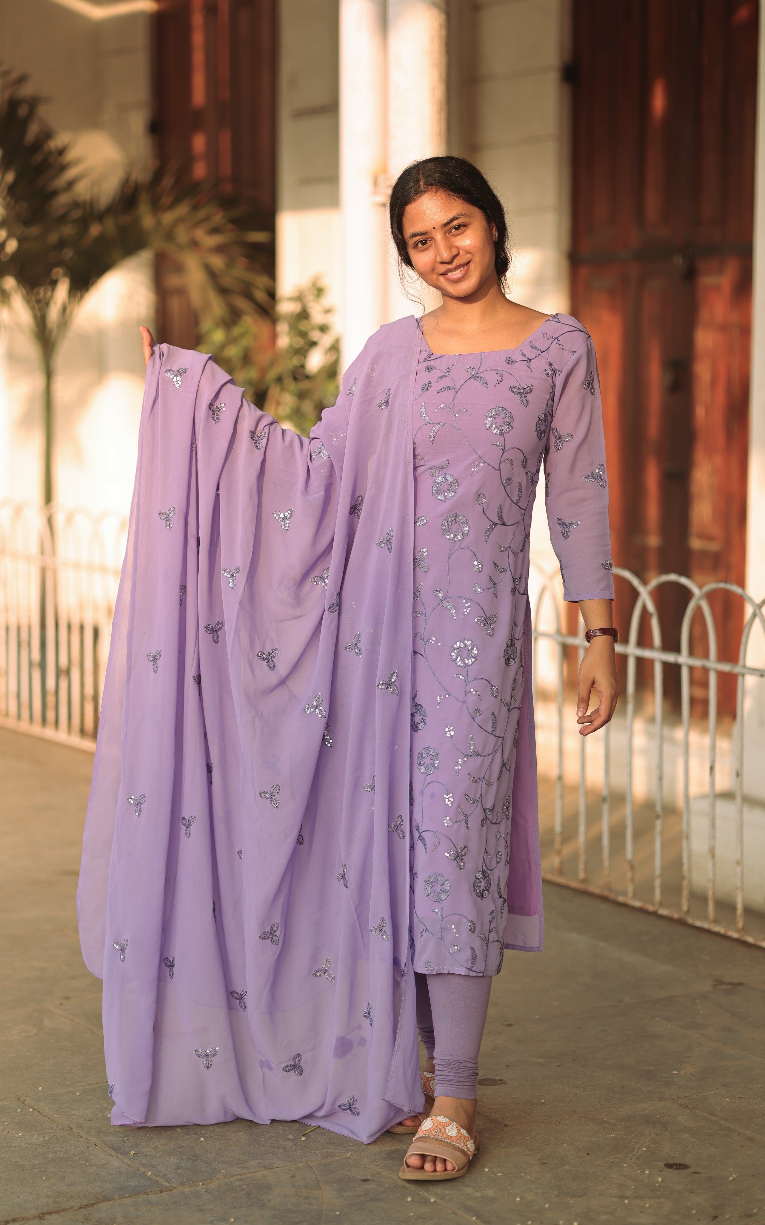 Sillunu Oru Kaadhal 4 (Kurti+Dupatta)