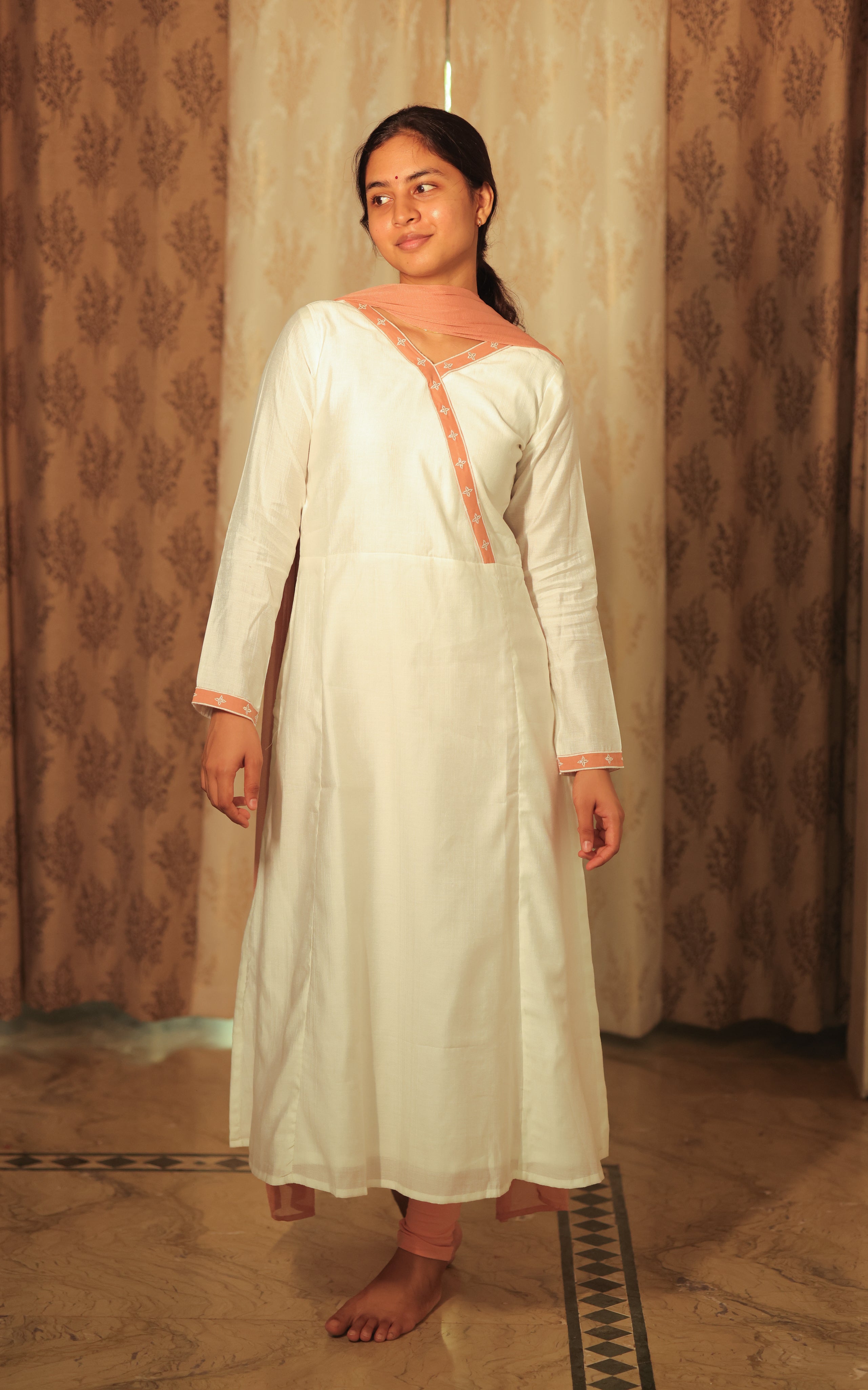 Kandukondain Kandukondain Tabu 5 (Kurti+Dupatta)
