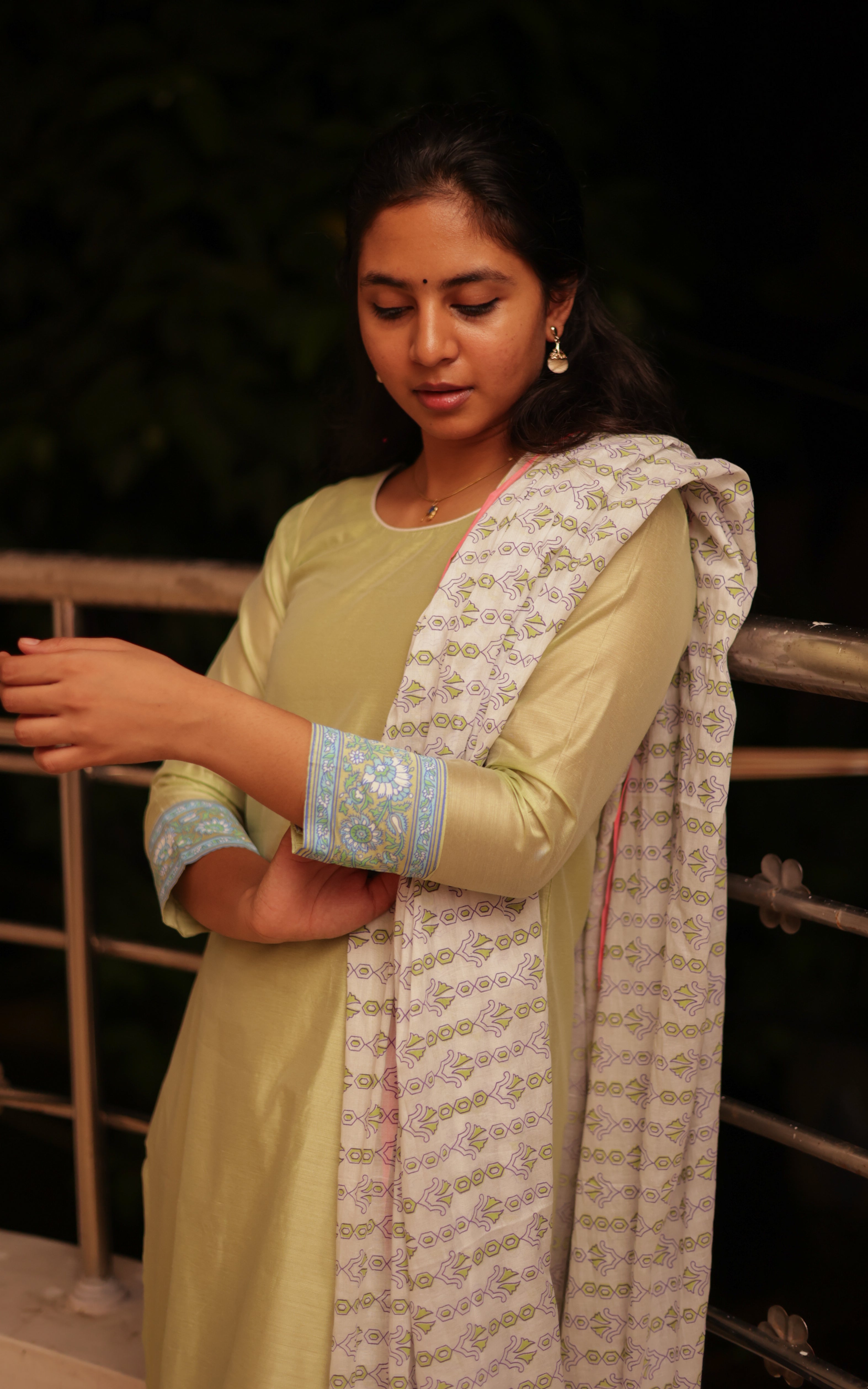 Remo 7 (Kurti+Dupatta)